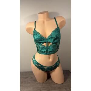 Victoria’s Secret Two Piece Set Emerald Green Luxe Embroidered Bra Set And Thong